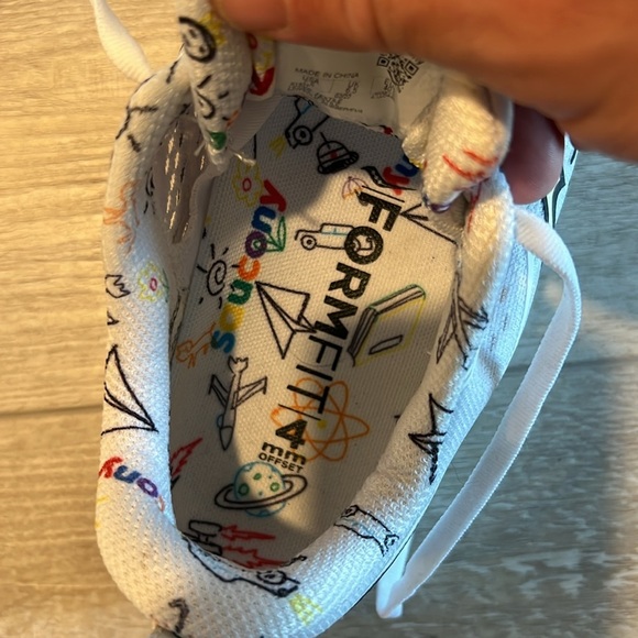 Saucony running shoes - Picture 7 of 8